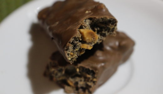 【タンパク質は何g？】プロテインバーに進化した「ブラックサンダー ネクストギア」を食べた感想をレビュー